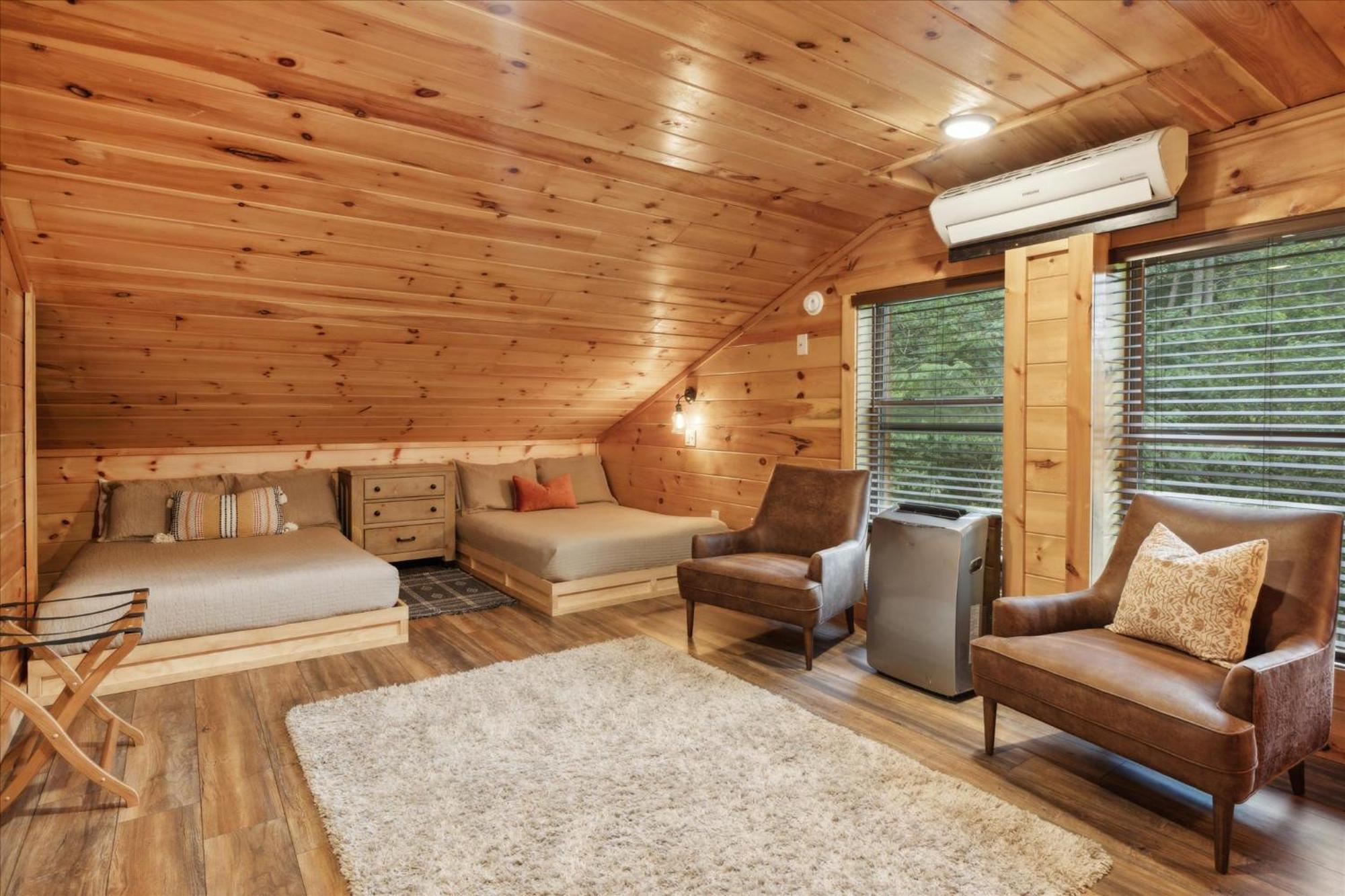Hot Tub Fire Pit Game Room Theater Easy Access Sleeps 12 - Black Bear Lodge Pigeon Forge Buitenkant foto