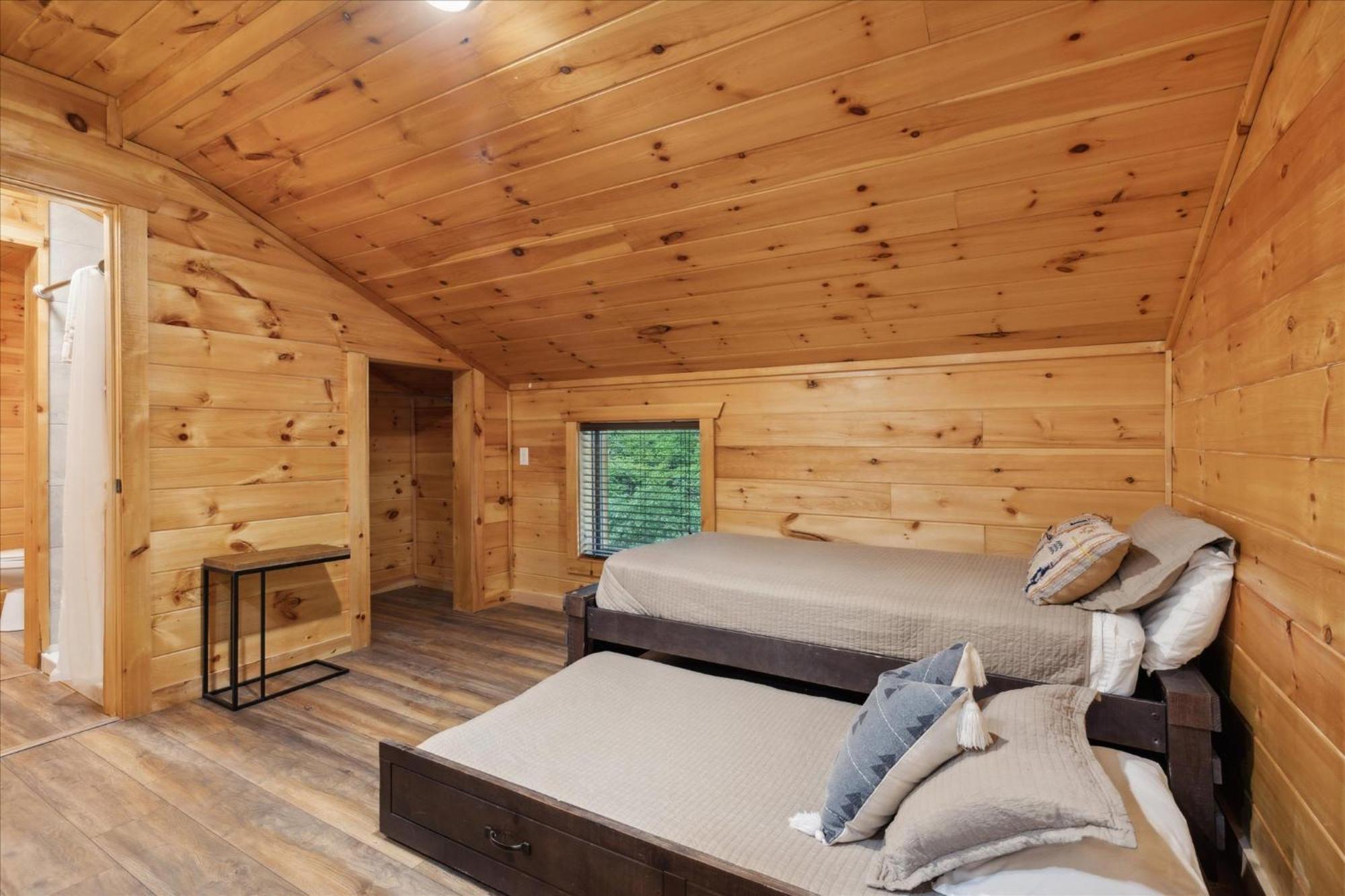 Hot Tub Fire Pit Game Room Theater Easy Access Sleeps 12 - Black Bear Lodge Pigeon Forge Buitenkant foto